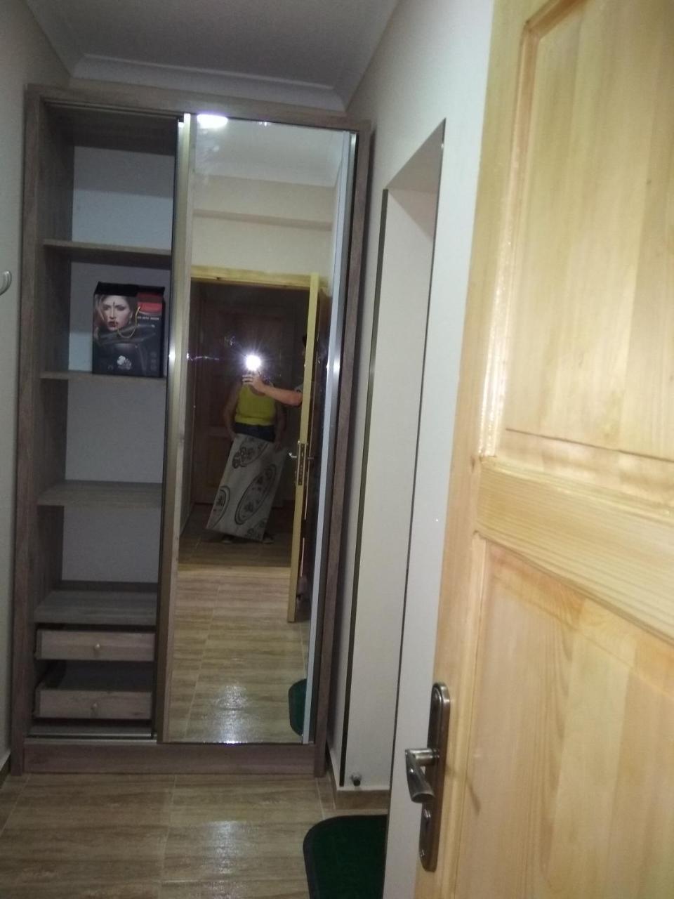 Varazi Apartments Tbilisi Buitenkant foto