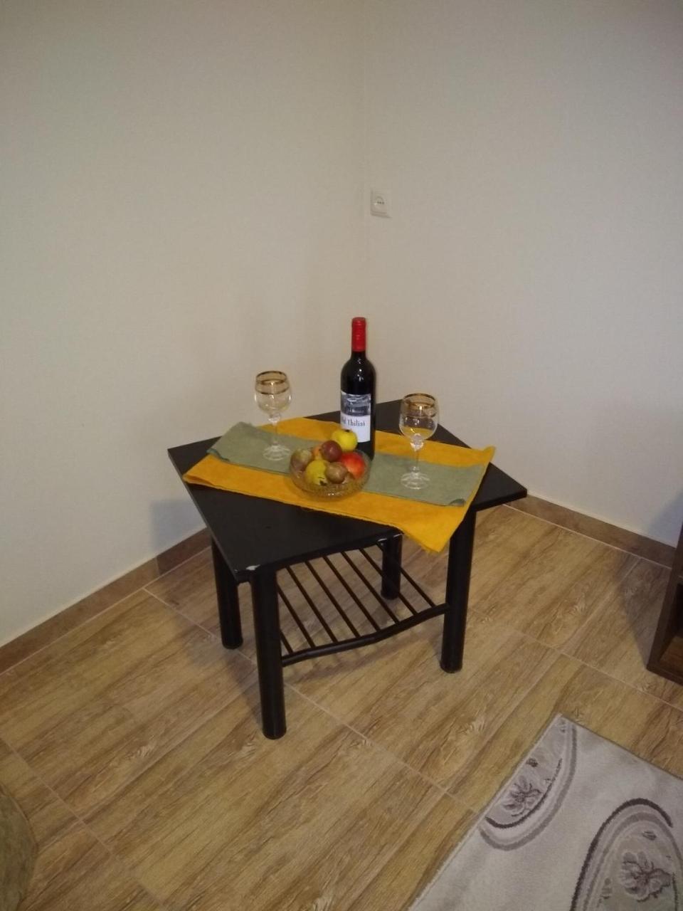Varazi Apartments Tbilisi Buitenkant foto