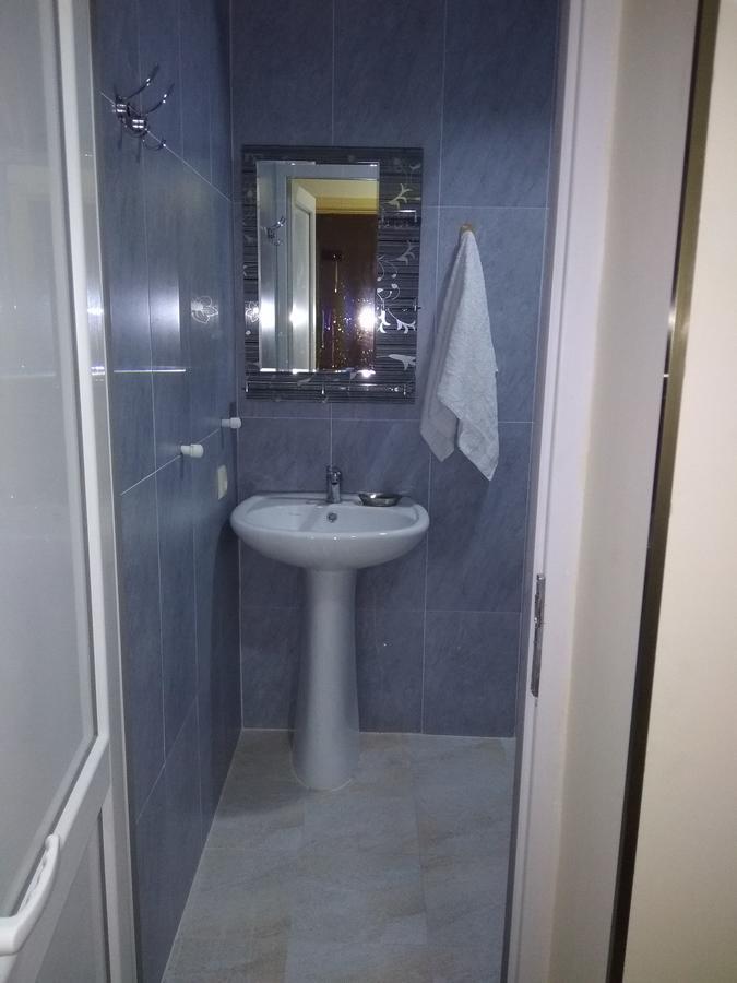 Varazi Apartments Tbilisi Buitenkant foto